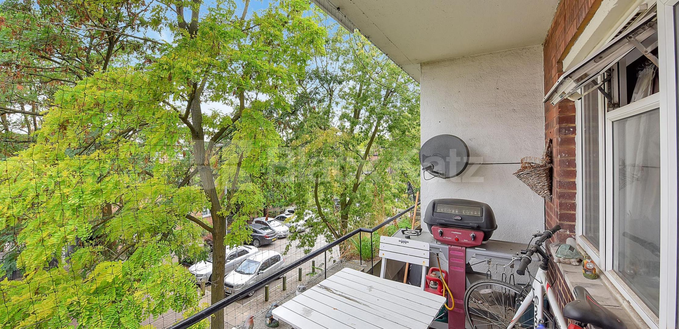 			LET, 1 Bedroom, 1 bath, 1 reception Apartment			 Paradise Road, Stockwell 